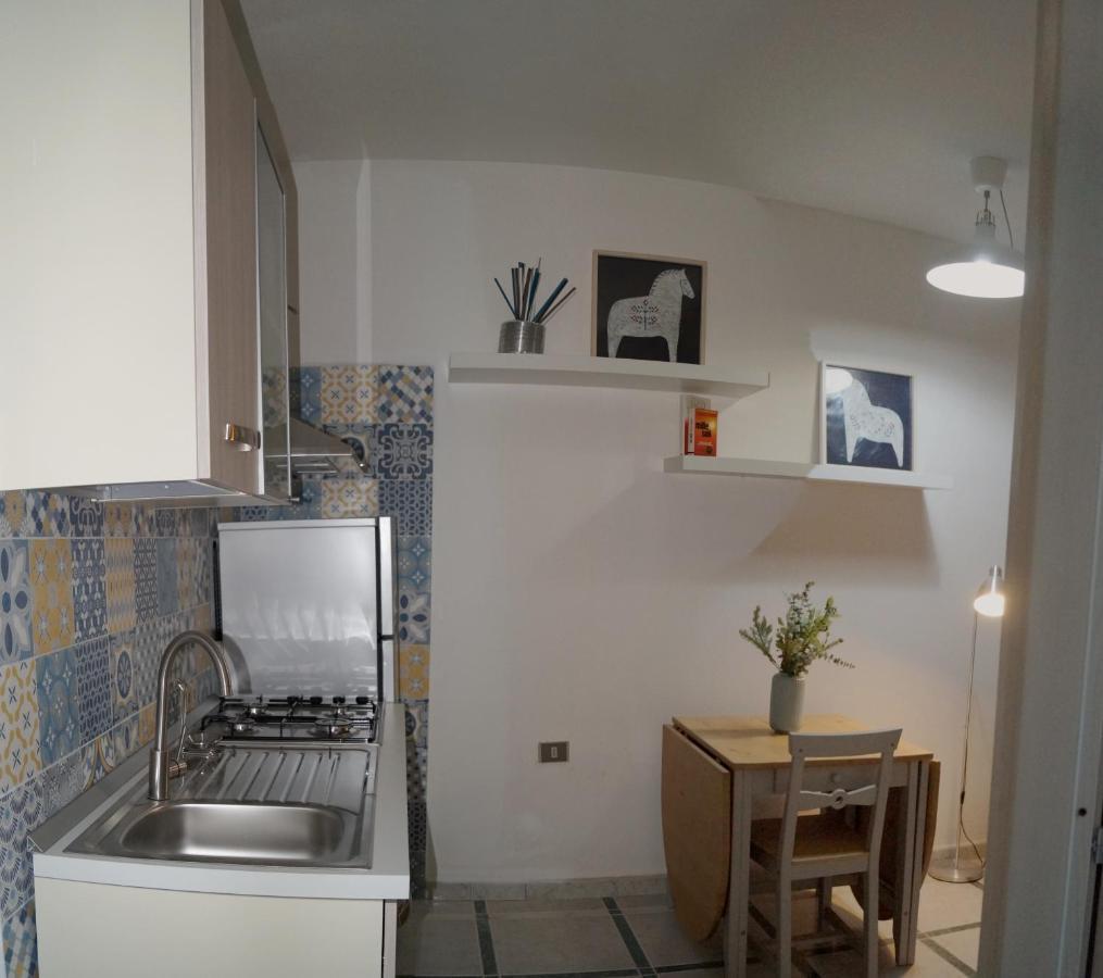 Domo 'E Chelu Apartment Orosei Bagian luar foto