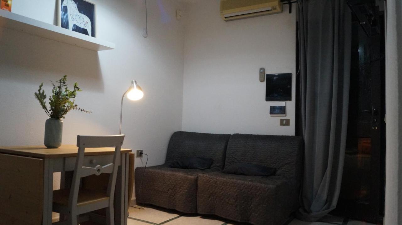 Domo 'E Chelu Apartment Orosei Bagian luar foto