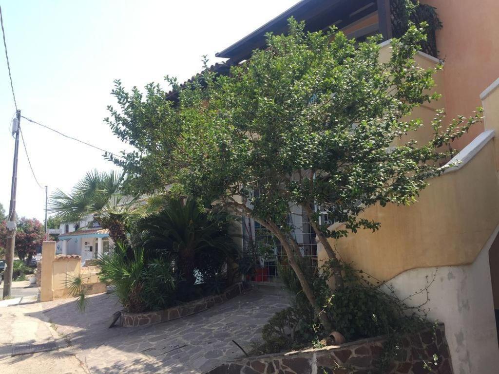 Domo 'E Chelu Apartment Orosei Bagian luar foto